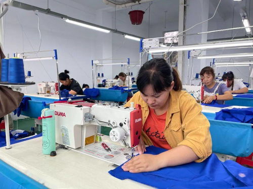 盤州大山里的服飾廠 小車間走向大市場